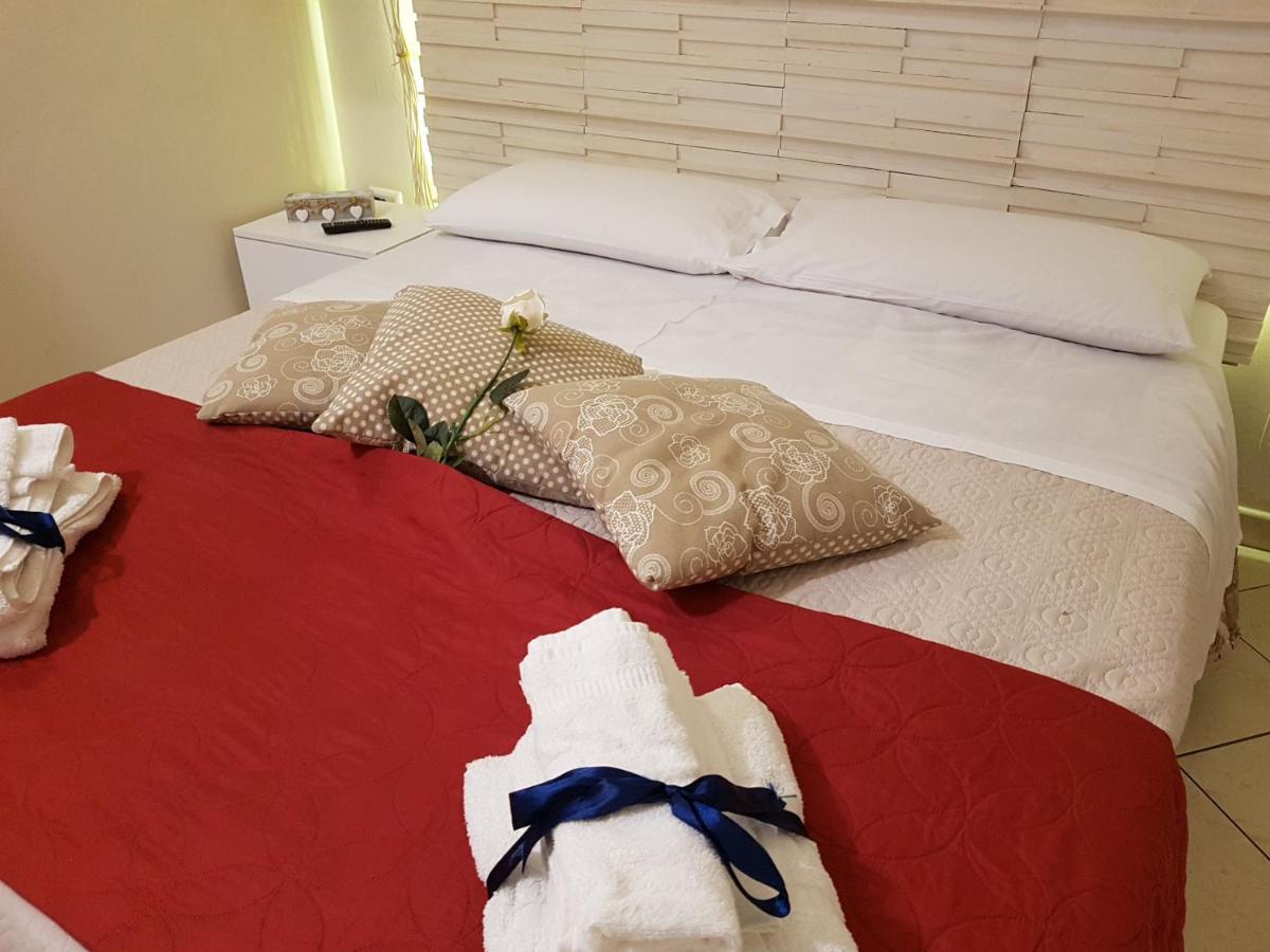 Philos - Appartements & Rooms タラント エクステリア 写真