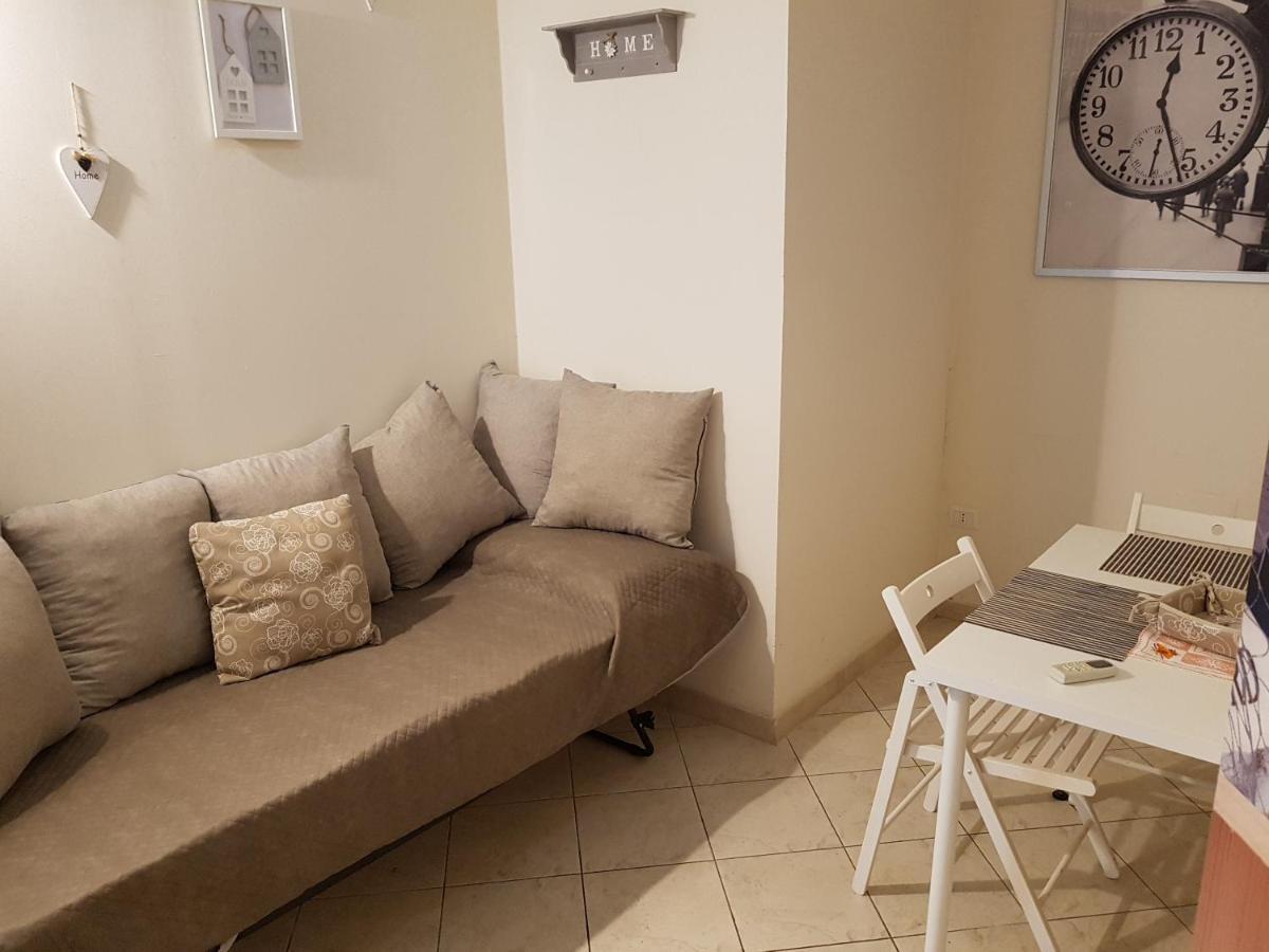 Philos - Appartements & Rooms タラント エクステリア 写真