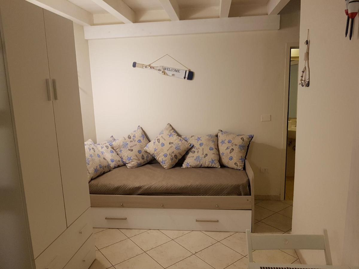Philos - Appartements & Rooms タラント エクステリア 写真