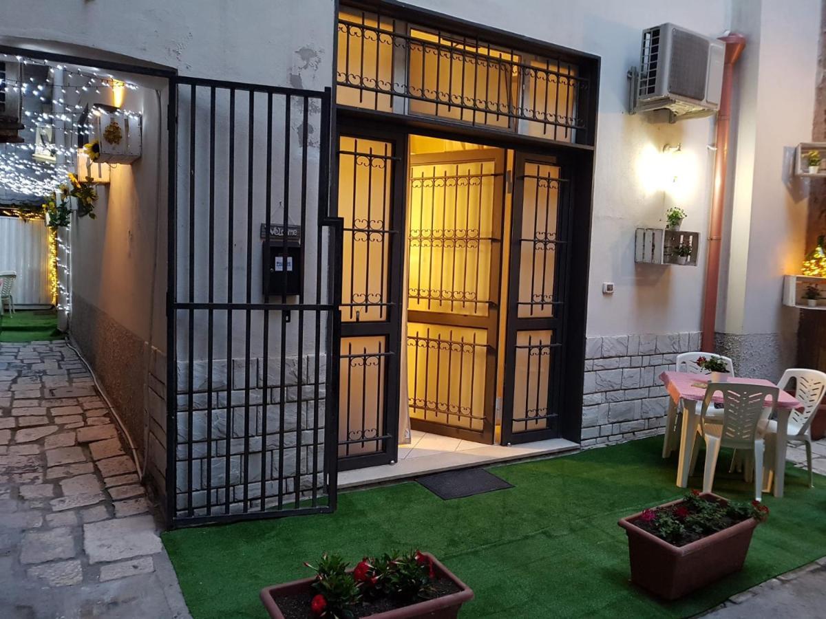 Philos - Appartements & Rooms タラント エクステリア 写真